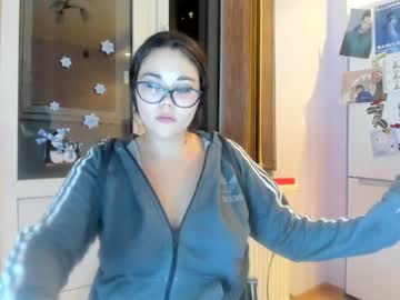 خسارة العذرية امام الكاميرا – فتح كس لاول مرة لمراهقة روسية