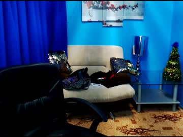 اغتصاب الزوجة علي الواقف في المطبخ وجوزها يشاهد التلفزيون – سكس اغتصاب مترجم