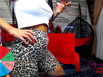 الابن يقفش امه هايجة علشان جوزها مسافر – سكس محارم