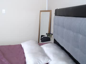 تدريب المساج علي طيز ام صديقي الكبيرة