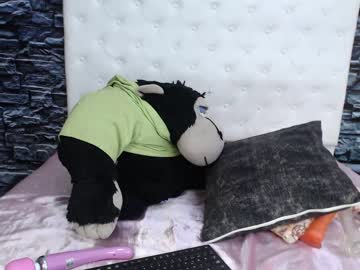 زوجة الأب تتصارع مع الابن مصارعة حرة - سكس مترجم