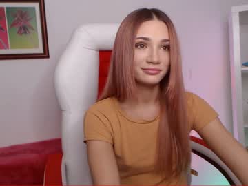 شرموطة سكرانة هايجة فشخ وبتلعب في بزازها الكبيرة – سكس مصري